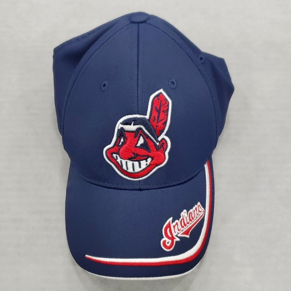 MLB Genuine Merchandise Cleveland Indians ball hat blue red white  embroidered